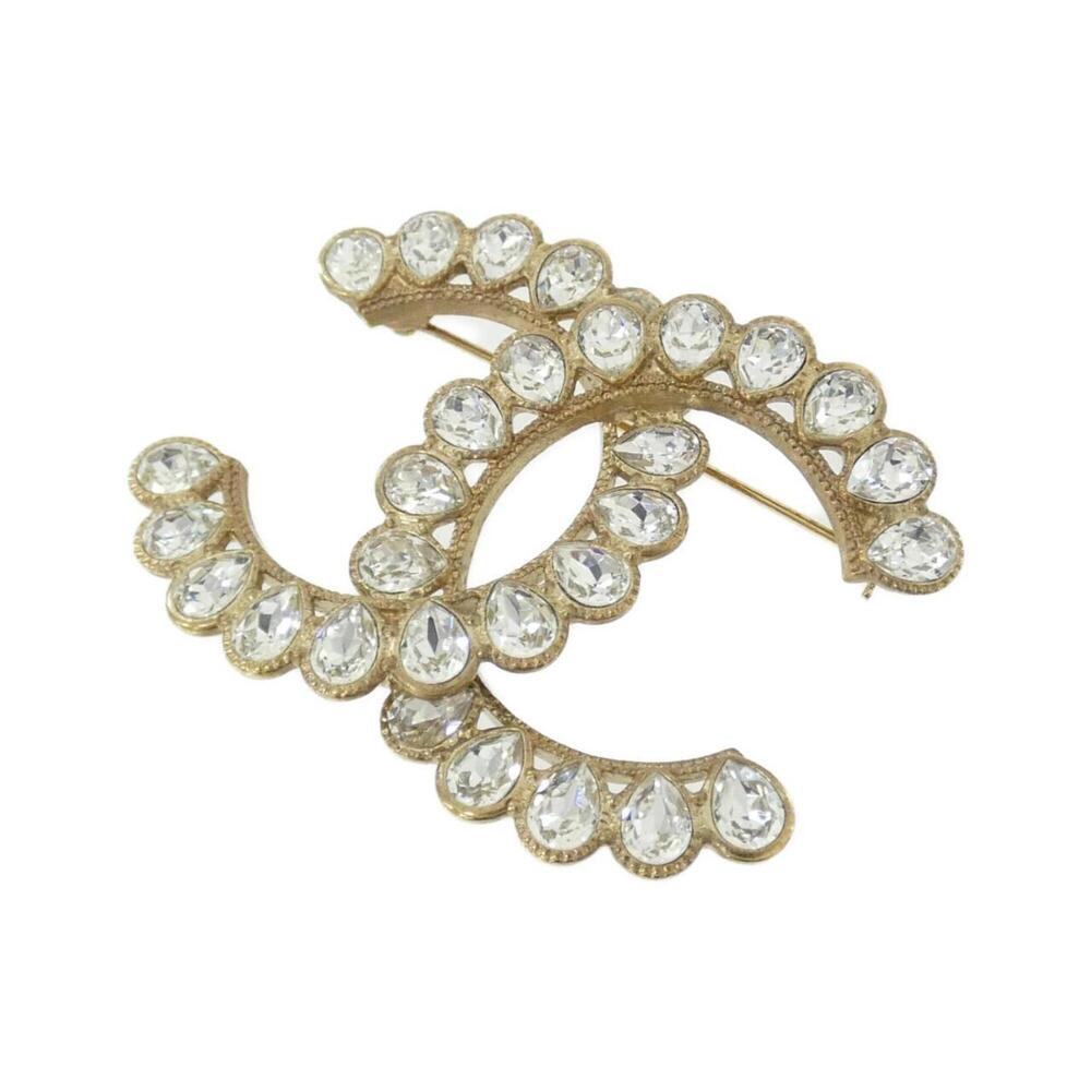 CHANEL White Brooch